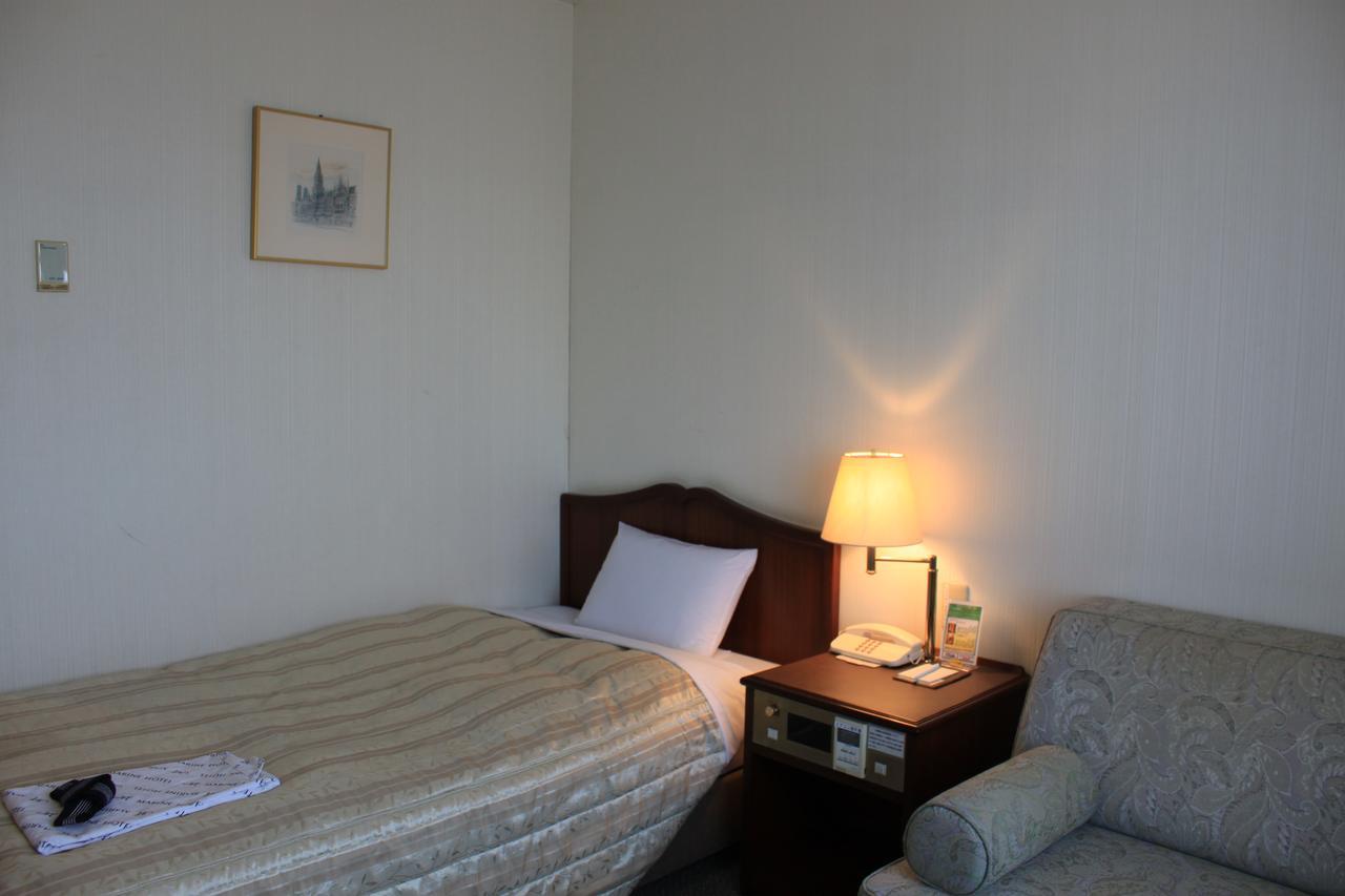 Ichihara Marine Hotel Exterior photo