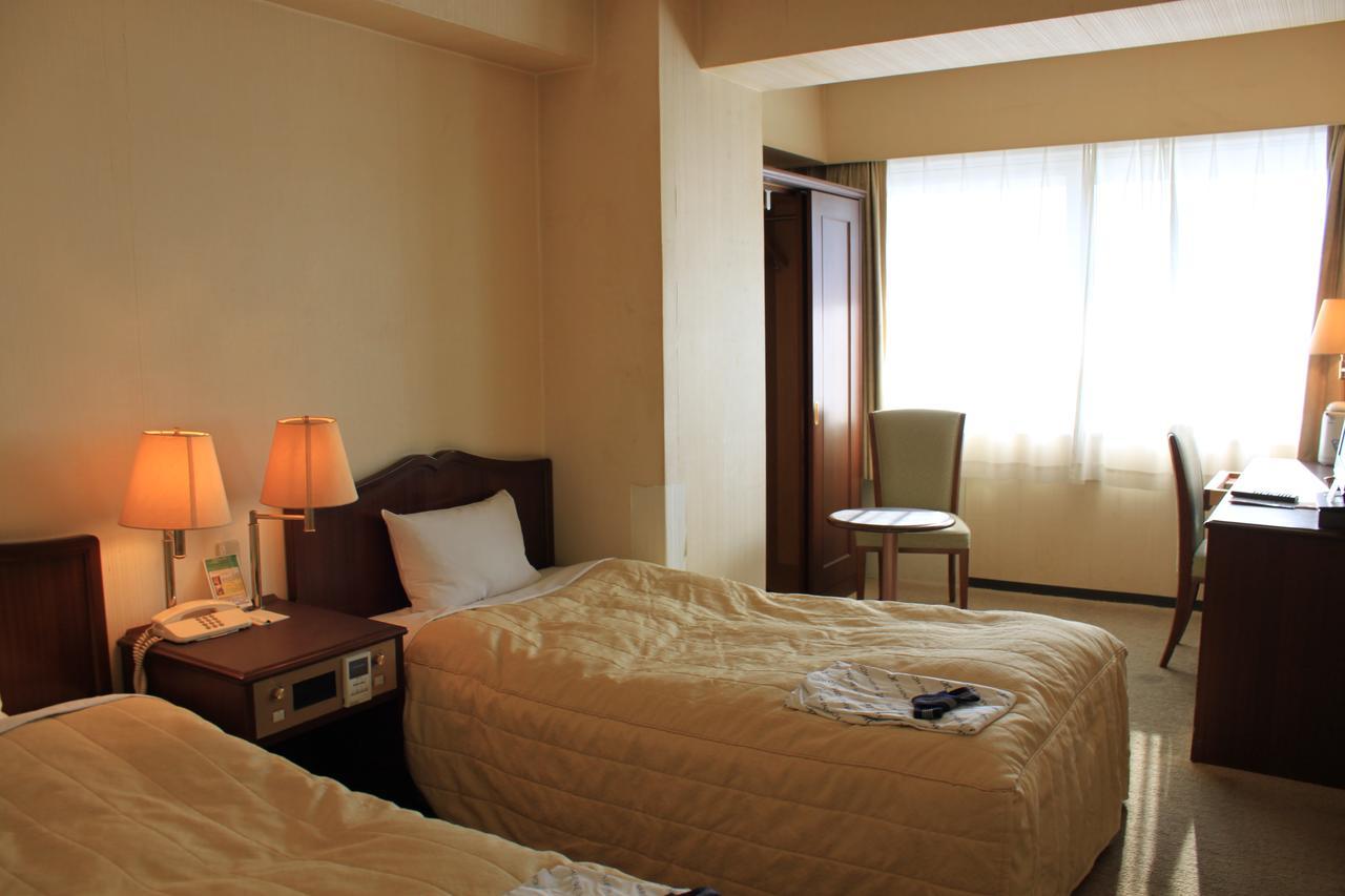 Ichihara Marine Hotel Exterior photo